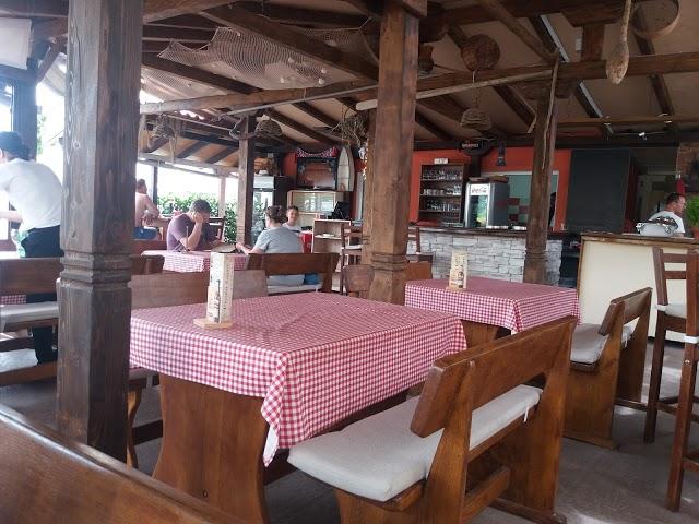 "Kuzina" Grill & Pizza